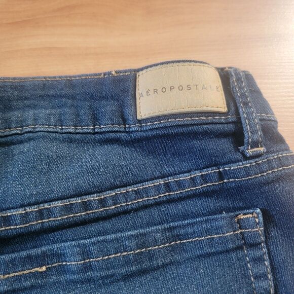 Aeropostale Midi Shorts Size 10 - Picture 4 of 5
